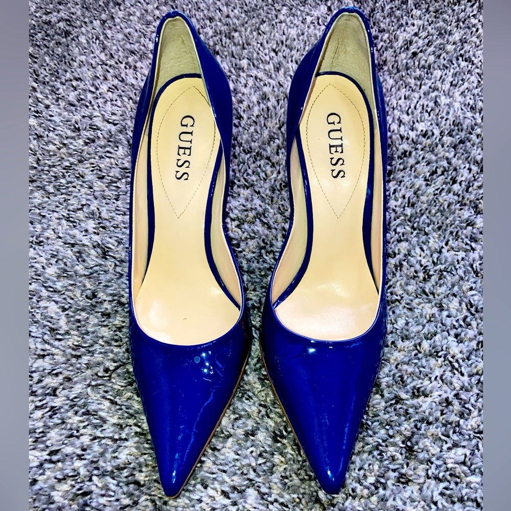 Guess Dark Patent Blue Patent Heels Sz. 7